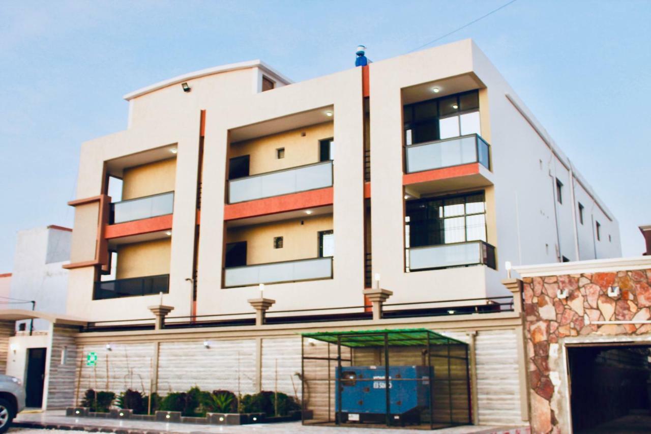 Casahouse Apparts นูแอกชอต ภายนอก รูปภาพ